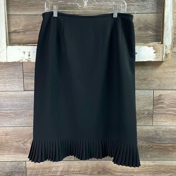 LE SUIT Women Slippery Polyester Pencil Skirt Pleated Bottom Black Size 14 - Picture 1 of 8